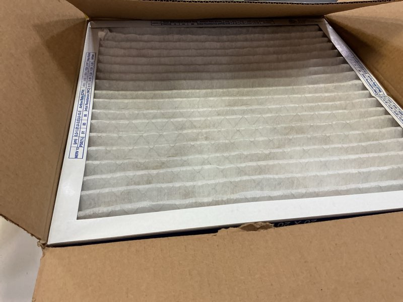 Condition photo showing Good Condition for amazon basics 20x20x1 air filter 6-pack, merv 11 ac furnace filters, dust, pet, allergy control, electrostatic (actual size: 19.75 x 19.75 x .75)