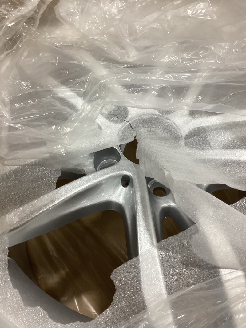 Condition photo showing Good Condition for Factory Wheel Replacement New Rim 17x7.5 17 Inch Front Aluminum Alloy Wheel Rim Fits for Mercedes-Benz C-Class C250 C300 C350 2012 2013 2014, ALY85227 Silver