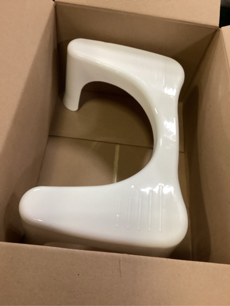 Condition photo showing Good Condition for Squatty Potty Simple Curve Bathroom Toilet Stool 7" White