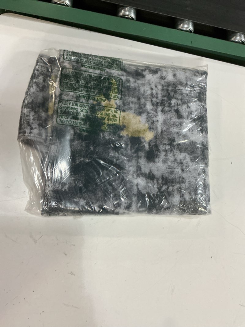 https://lotting-media.assets.bidfta.com/lotting_67fdbebe-a0d3-40ce-971e-6c83aaf047e4