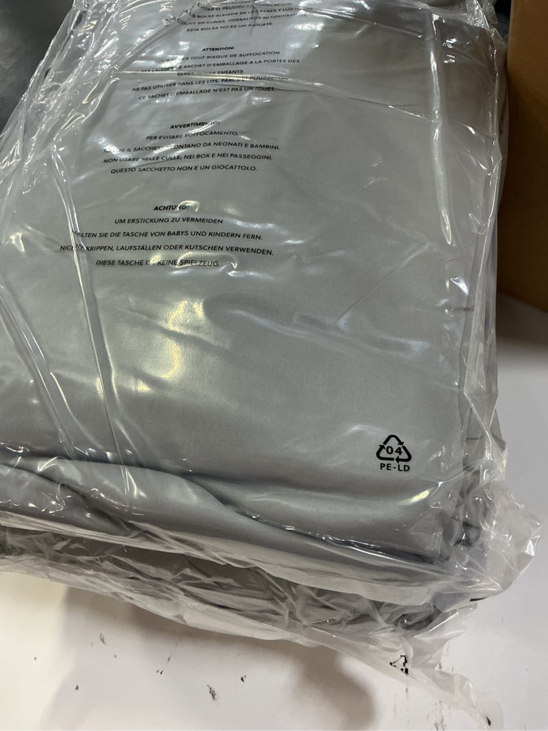 Condition photo showing New/Like New for bedsure king comforter set, grey soft prewashed bedding for all seasons, 3 pieces gentlesoft™ bed set, 1 lightweight comforter (104"x90") and 2 pillowcases (20"x36") king(104"x90") 05 - grey