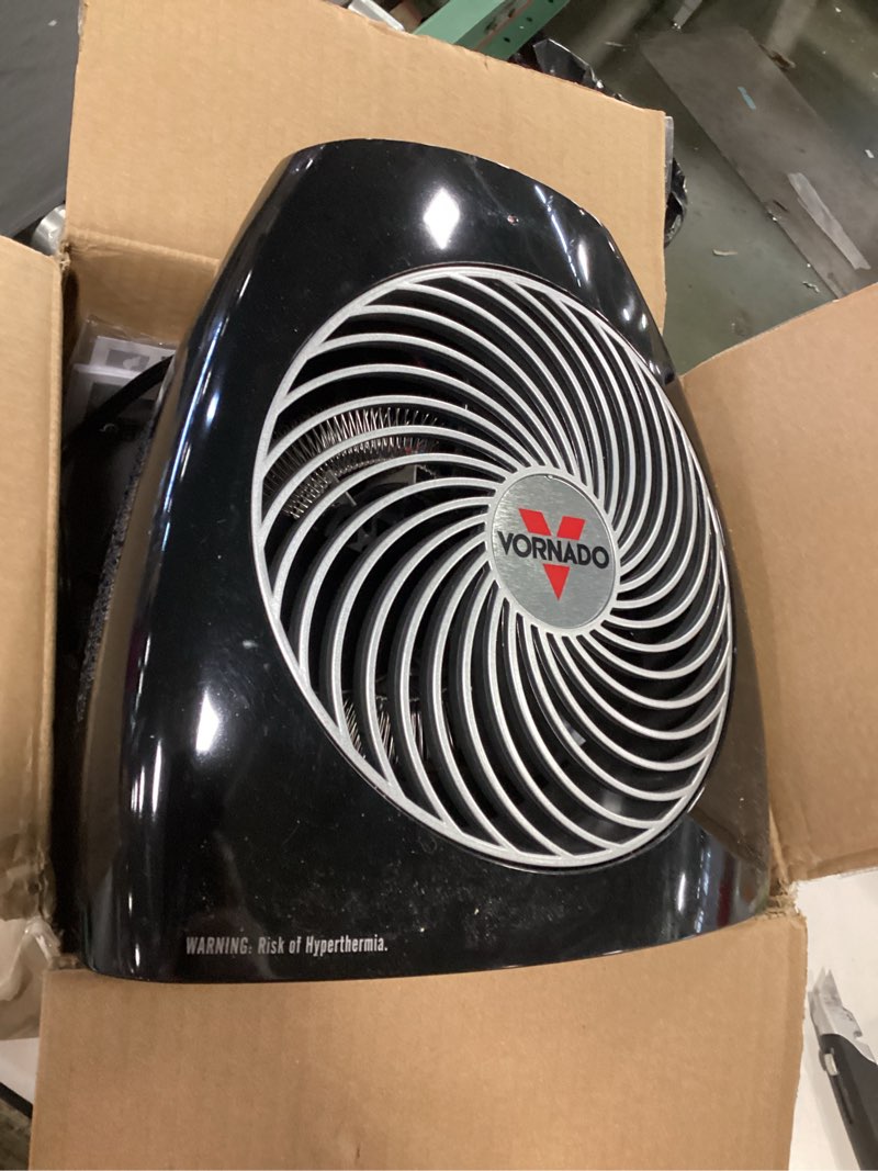 Condition photo showing Good Condition for Vornado MVH (2025) Space Heater, 3 Heat Settings, Adjustable Thermostat, Tip-Over Protection, Auto Safety Shut-Off System, Indoor Use, Whole Room Heating, Black Medium (2025 Model)