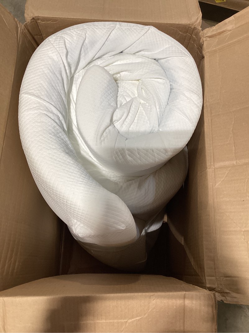 Condition photo showing Good Condition for 4.5 inch cold gel memory foam mattress replacement for sleeper sofa and couch beds - queen size certipur-us certified (sofa not included)