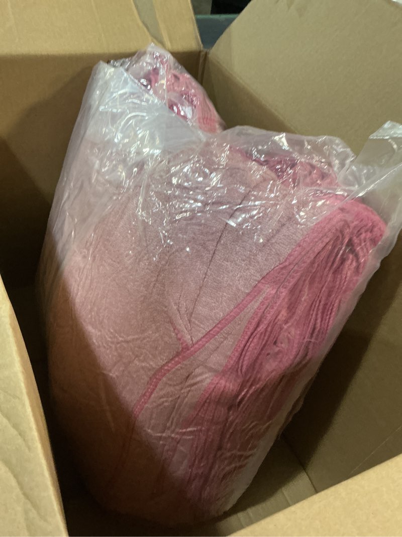 Condition photo showing Good Condition for Newwiee 72 Pack Microfiber Bleach Proof Towels Bulk for Salon 18 x 30 Inch Dry Lint Free Hair Drying Hand Towels for Hair, Gym, Bath, Spa, Shaving, Barber(Pink)