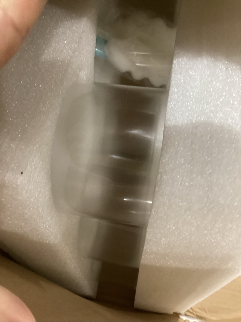 Condition photo showing Good Condition for 6 Pack Clear Glass Cylinder Vases, 6 Inch Flowers Vase, Floating Candle Holder for Table Centerpiece, Ideal for Wedding, Party Supplies and Home Decor 6 inch- 6 pack