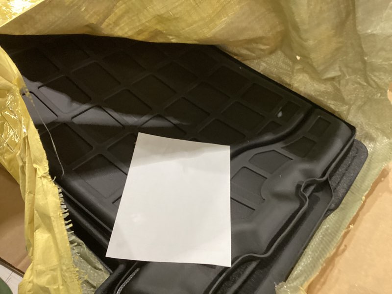 Condition photo showing New/Like New for cargo mat with backrest protection for 2025 2026 tesla model y juniper 5 seat, tpe all weather protection cargo liner with velcro rear seats backrest car cargo protector plate accessories-black for juniper 2-ni-1 cargo mat