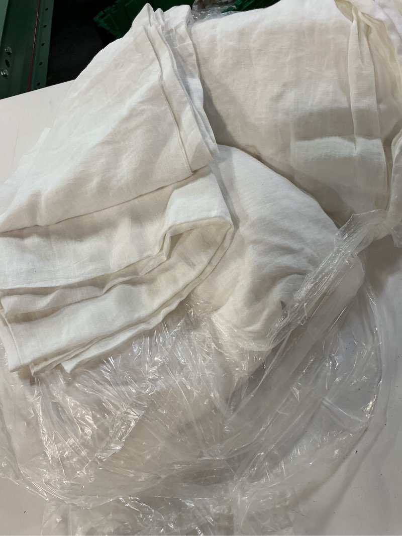 Condition photo showing Good Condition for european linen sheet set, cal king, white