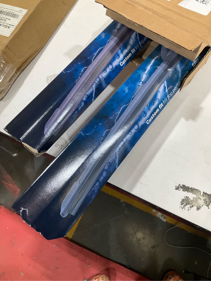 Condition photo showing Good Condition for bosch 26a17a icon beam wiper blades - driver and passenger side - set of 2 blades (26a & 17a) front (26a & 17a) icon combo pack (front)