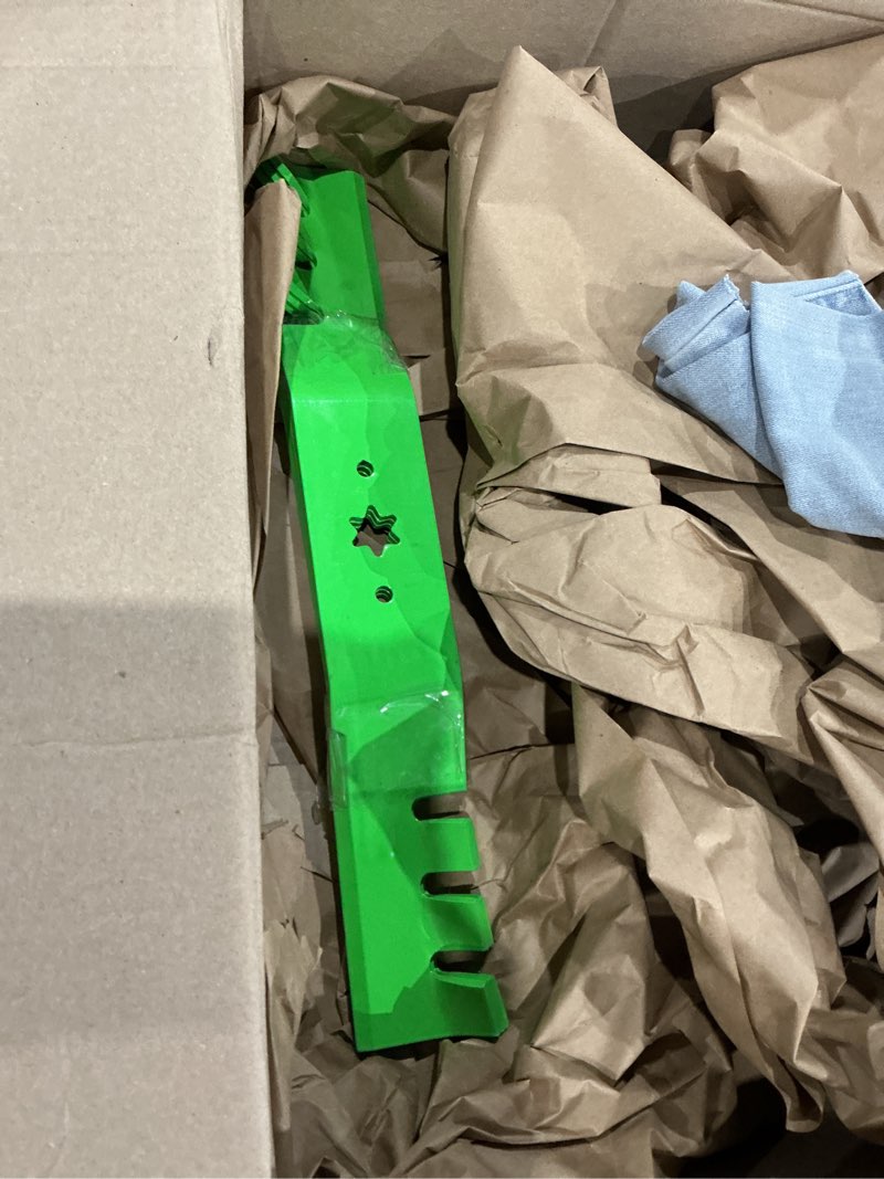 Condition photo showing As Is for 3pk 8ten lawnrazor mulching blade set 
