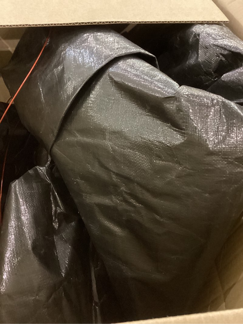 POOLHACKER Winter Pool Cover 15FT/18FT/21FT/24FT - 18 Foot Round Pool Cover, 4 Foot Overlap Extra Thick 420D Round Above Ground Pool Cover with Winch and Cable 18 FT Blue