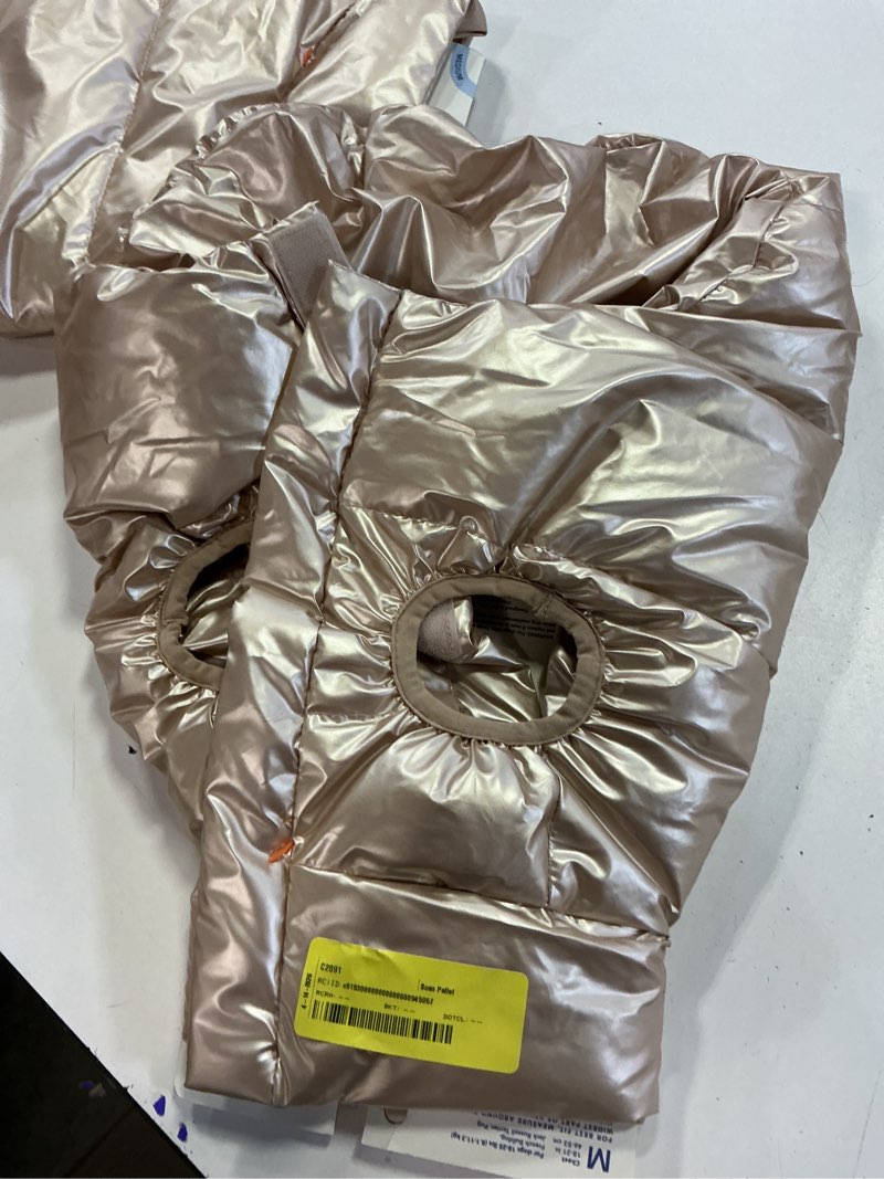 Condition photo showing Good Condition for oodles white quilted puffer bubble hem fall dog jacket, medium