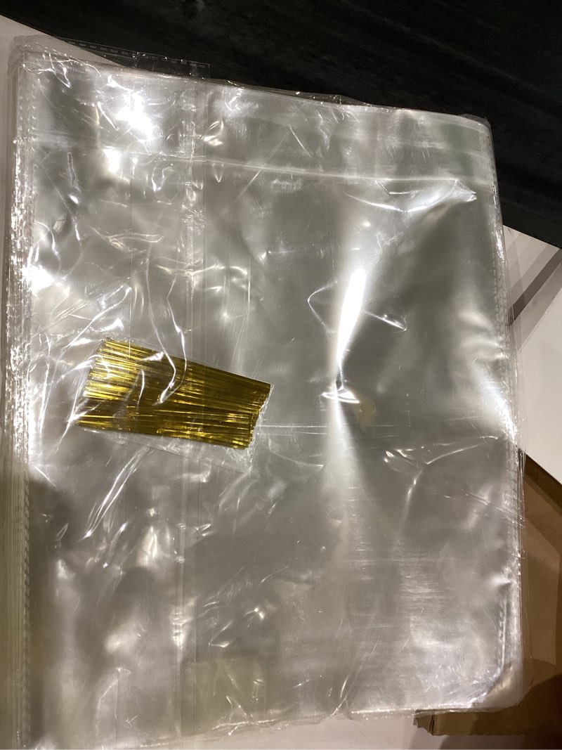 Condition photo showing Good Condition for 10x13 Inch Flat Bottom Cellophane Bags, 100 PCS Cellophane Treat Bags, Large Clear Cellophane Bags, Plastic Cellophane Cookie Candy Gift Bags with Twist Tie for Snacks Mugs Party Favors Gift Wrapping clear-10x13inch 1 Count (Pack of 100)