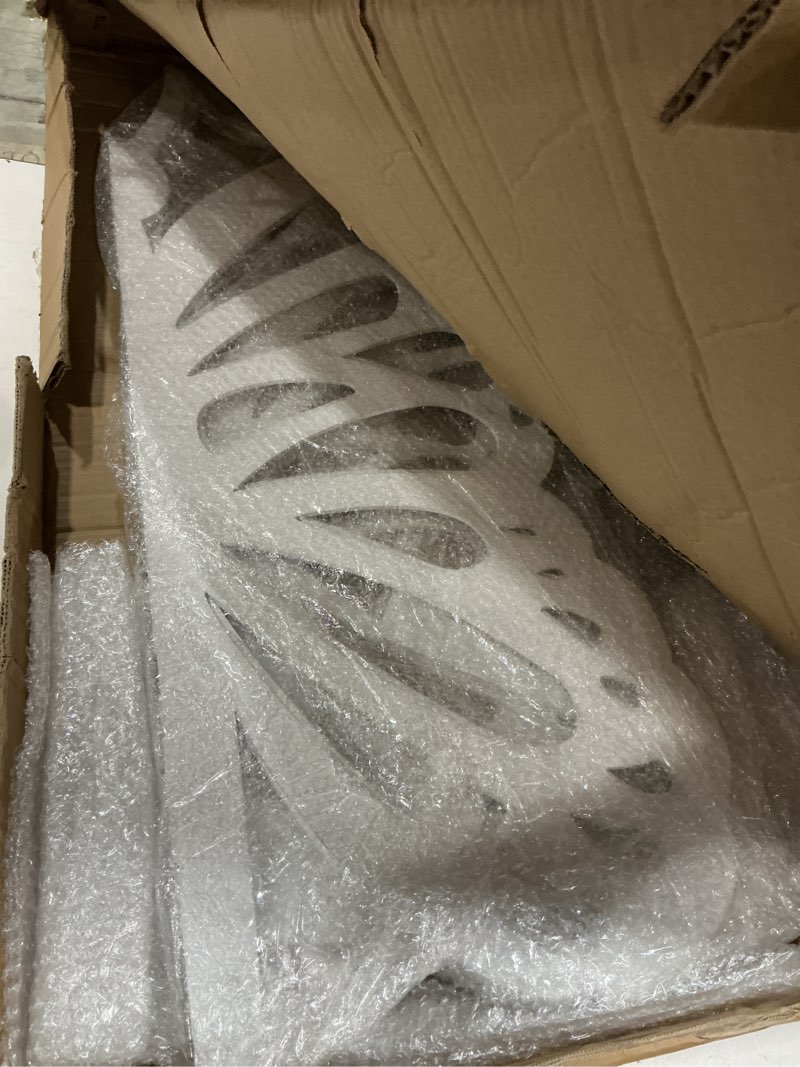 Condition photo showing Good Condition for yousoontic 2 pcs large wooden butterfly props - standing wings cutout backdrop decoration for birthday, baby shower, wedding party (white,2.95 ft and 1.97 ft) 2.95 ft and 1.97 ft white
