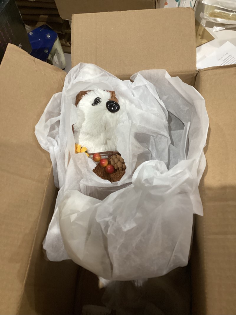 Condition photo showing Good Condition for naturevibe 11 Inches Fox Decor Set of 2,Sisal Fox Figurine with Floral Garland for Fall Decorations,Realistic Woodland Animals Figurine as Autumn Decor or Harvest Festive Gifts