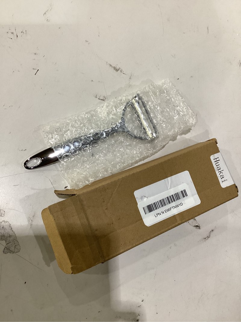 Condition photo showing Good Condition for multifunction vegetable peeler julienne peeler for kitchen (2-in-1 peeler)