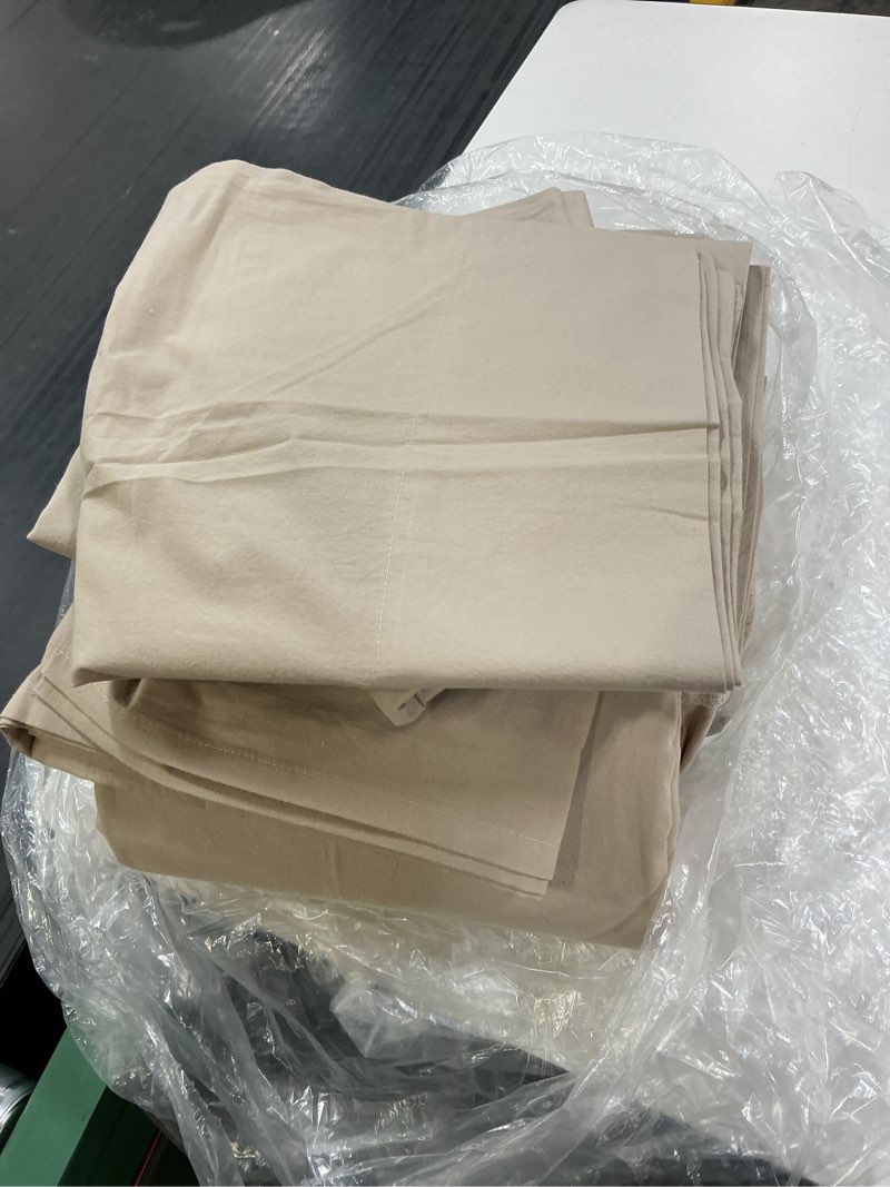 Condition photo showing New/Like New for organic crisp percale sheet set king 