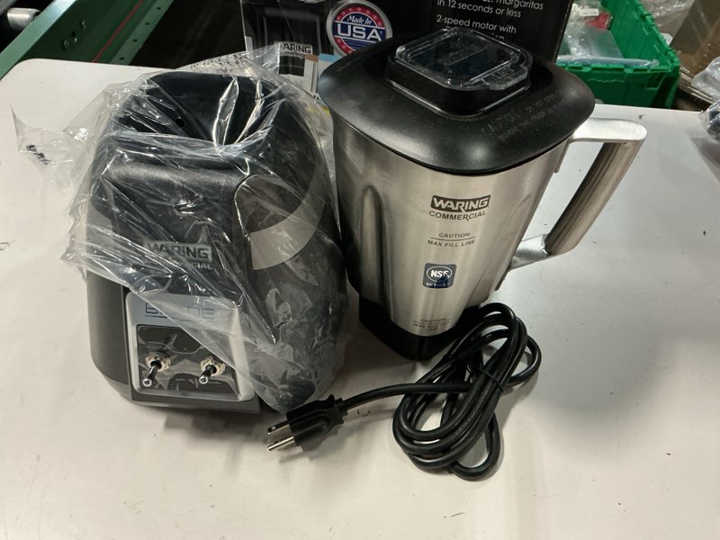 Condition photo showing Good Condition for waring commercial bb300s 1-hp bar blender, black 48 oz toggle switch | stainless jar