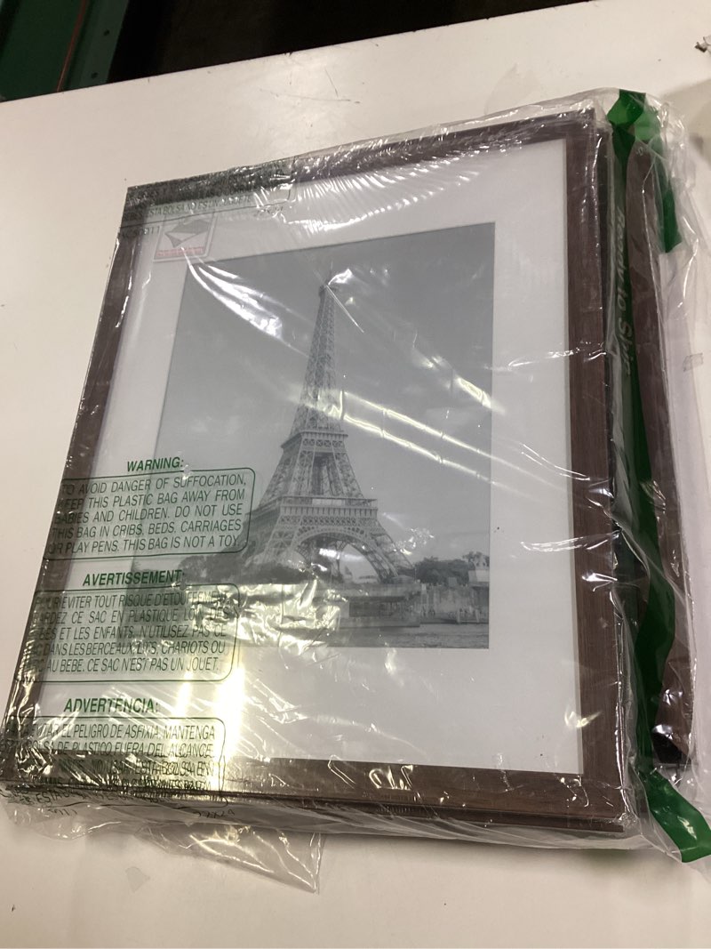 Condition photo showing Good Condition for upsimples 11x14 Picture Frame Set of 5, Display Pictures 8x10 with Mat or 11x14 Without Mat, Wall Gallery Photo Frames, Brown Brown 11x14