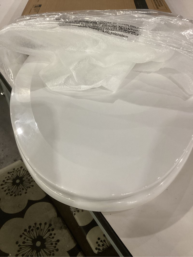 Condition photo showing Good Condition for centoco elongated toilet seat, standard economy model, closed front with cover, plastic, made in the usa, dsamaz16-001, white white elongated standard / made in the usa
