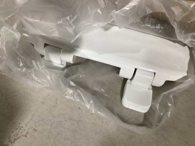 Condition photo showing Good Condition for Mayfair Caswell Modern Slow Close Toilet Seat, Durable Plastic, Elongated, White Elongated 1 Seat