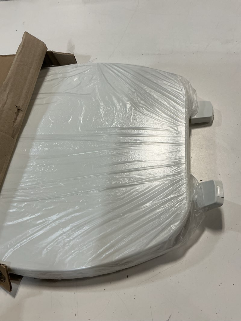 Condition photo showing Good Condition for Bemis 170 Durable Plastic Toilet Seat, Elongated, White