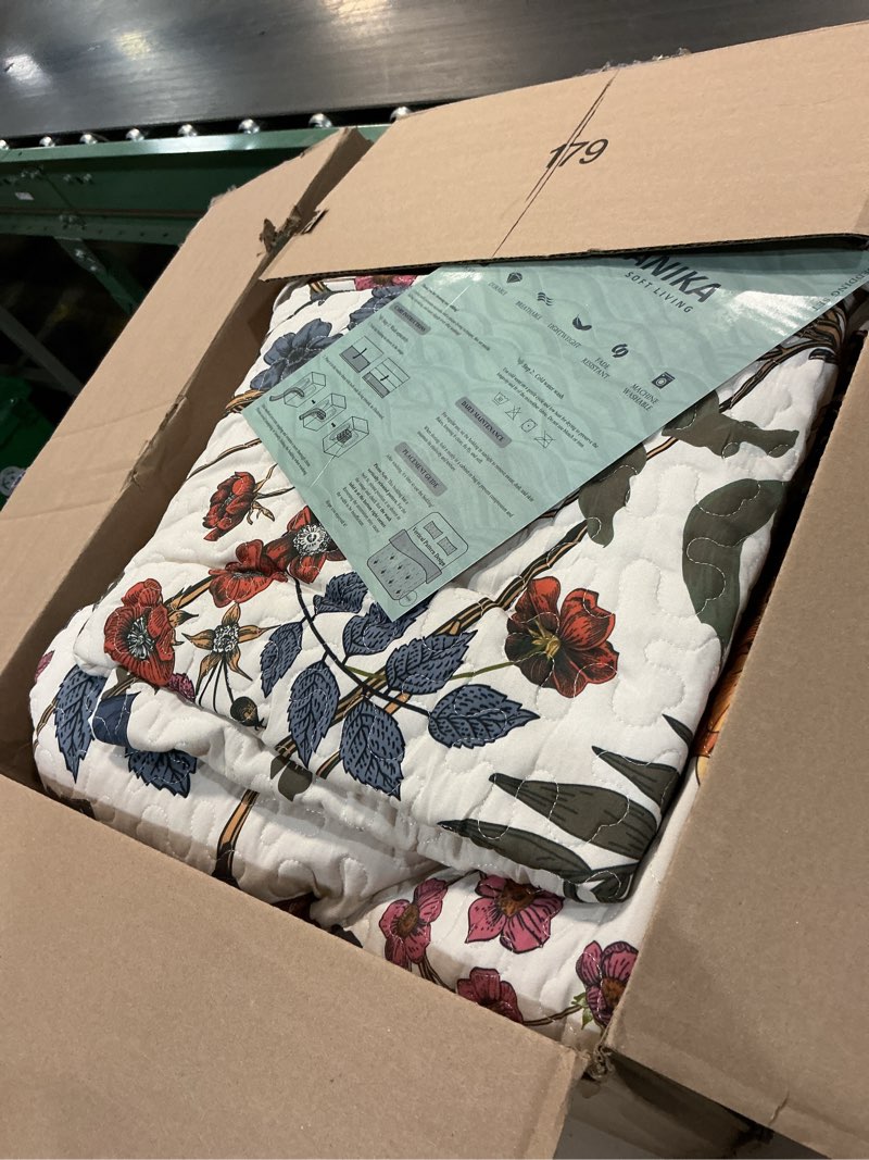 Condition photo showing Good Condition for litanika floral light beige quilt queen size - 3 pieces sage botanical birds pattern quilt bedding, spring lightweight soft coverlet for all seasons (96"x90") 6 - light beige queen(96*90in)