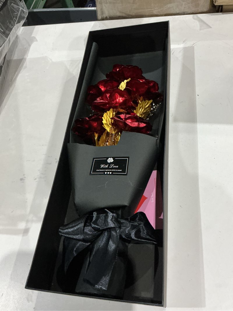 Condition photo showing Good Condition for woori gold rose bouquet – elegant gold-plated artificial roses in luxury gift box for her, anniversary, valentine’s day, birthday red and gold