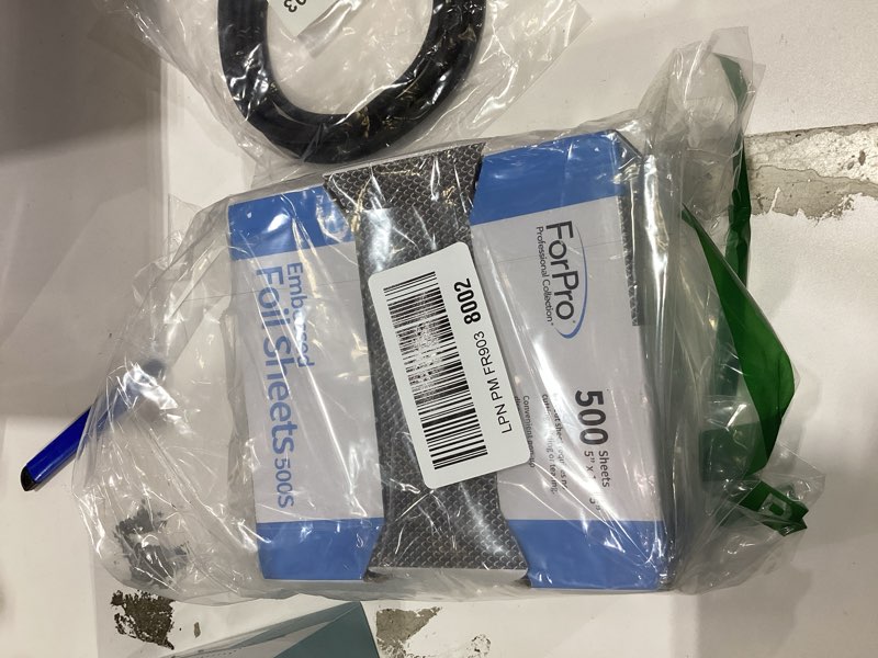 Condition photo showing New/Like New for ForPro Professional Collection Embossed Foil Sheets 500S, Aluminum Foil, Pop-Up Dispenser for Hair Color Application and Highlighting Services, Food Safe, 5” W x 10.75” L, 500 Count