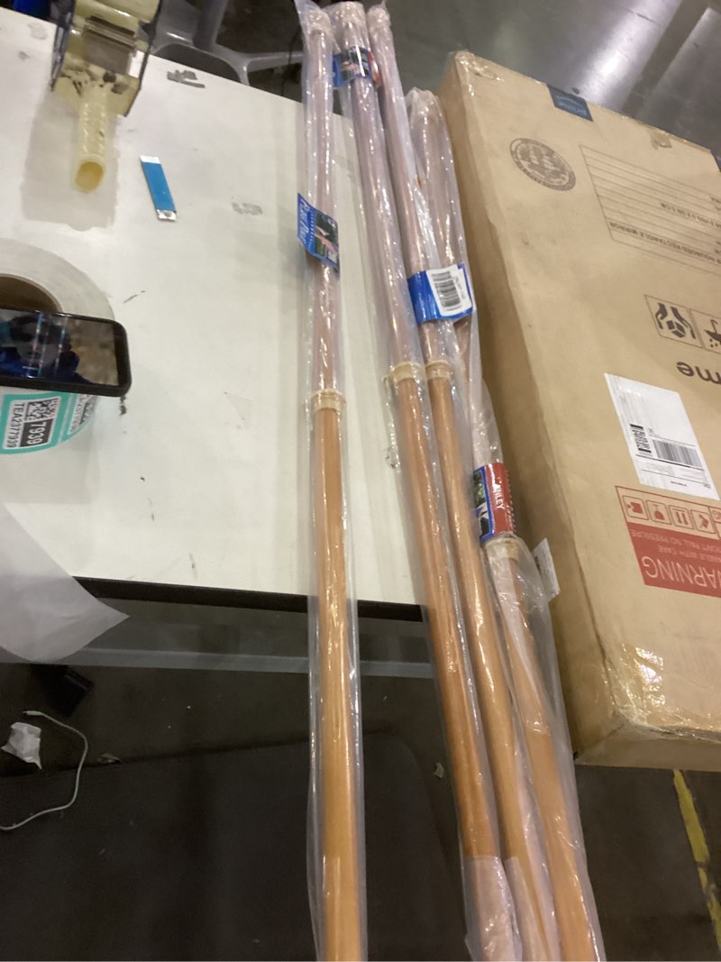 Condition photo showing As Is for Flag Pole