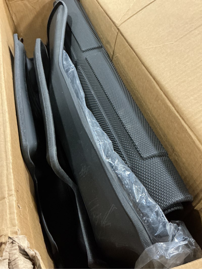 Condition photo showing New/Like New for AIPOIL® Floor Mats & Cargo Liner Set for 2019-2023 Lincoln Nautilus & 2016-2018 Lincoln MKX All Weather Protection TPE Anti-Slip Automotive Full Set Custom Car Mats Accessories - Black 17) For Nautilus 2019-2023 Full Set