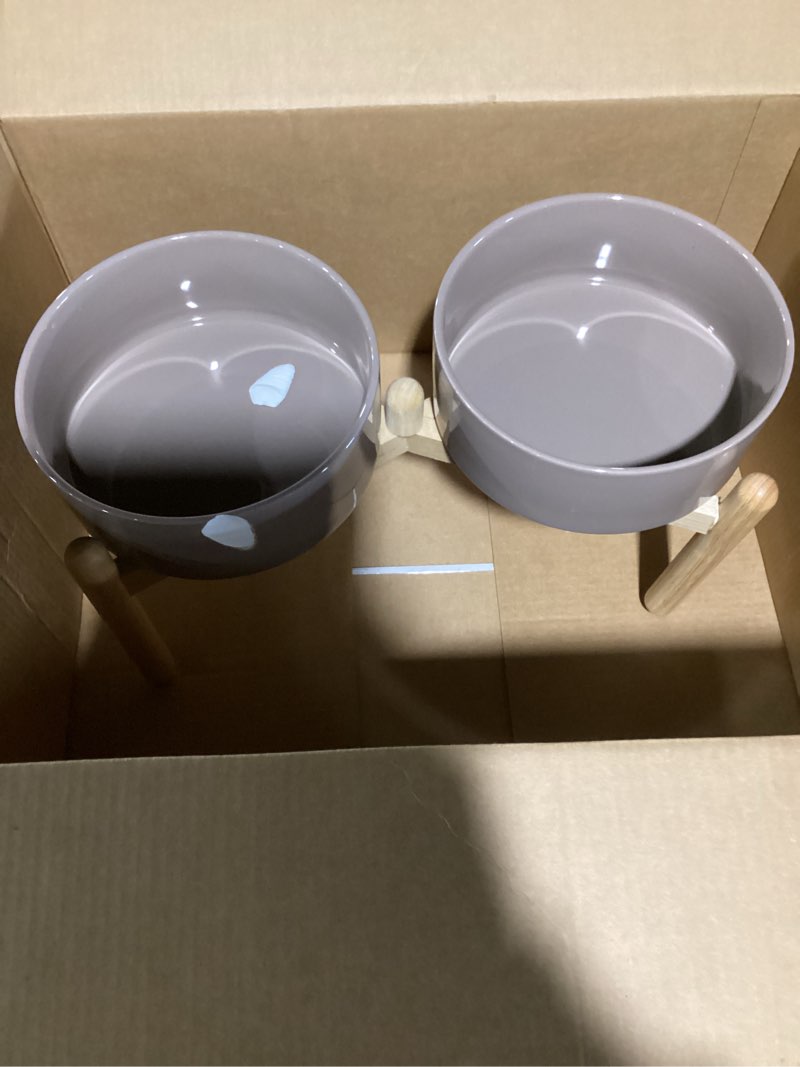 Condition photo showing Good Condition for (similar to) spunkyjunky ceramic dog and cat bowl with wood stand non-slip matte glaze weighted food water set for cats &small dogs 13.5oz 1.7 cups grey × 2