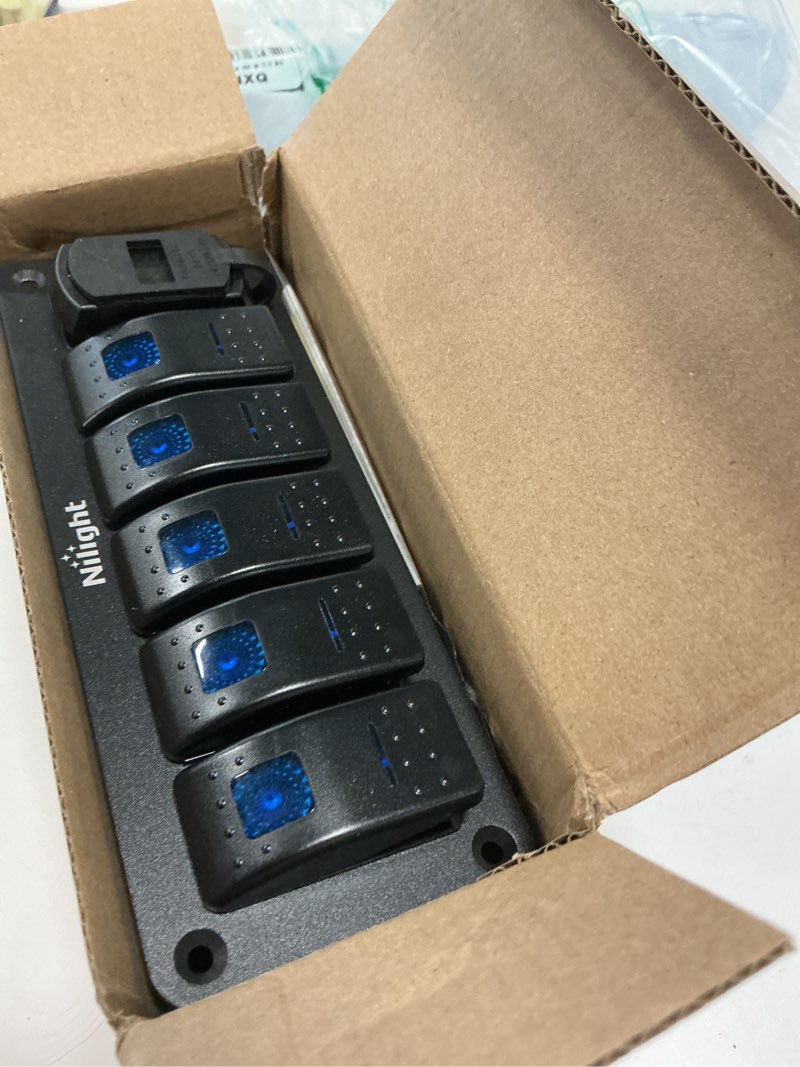 https://lotting-media.assets.bidfta.com/lotting_6893bdc2-37b1-4df1-9421-35c4b1d86745