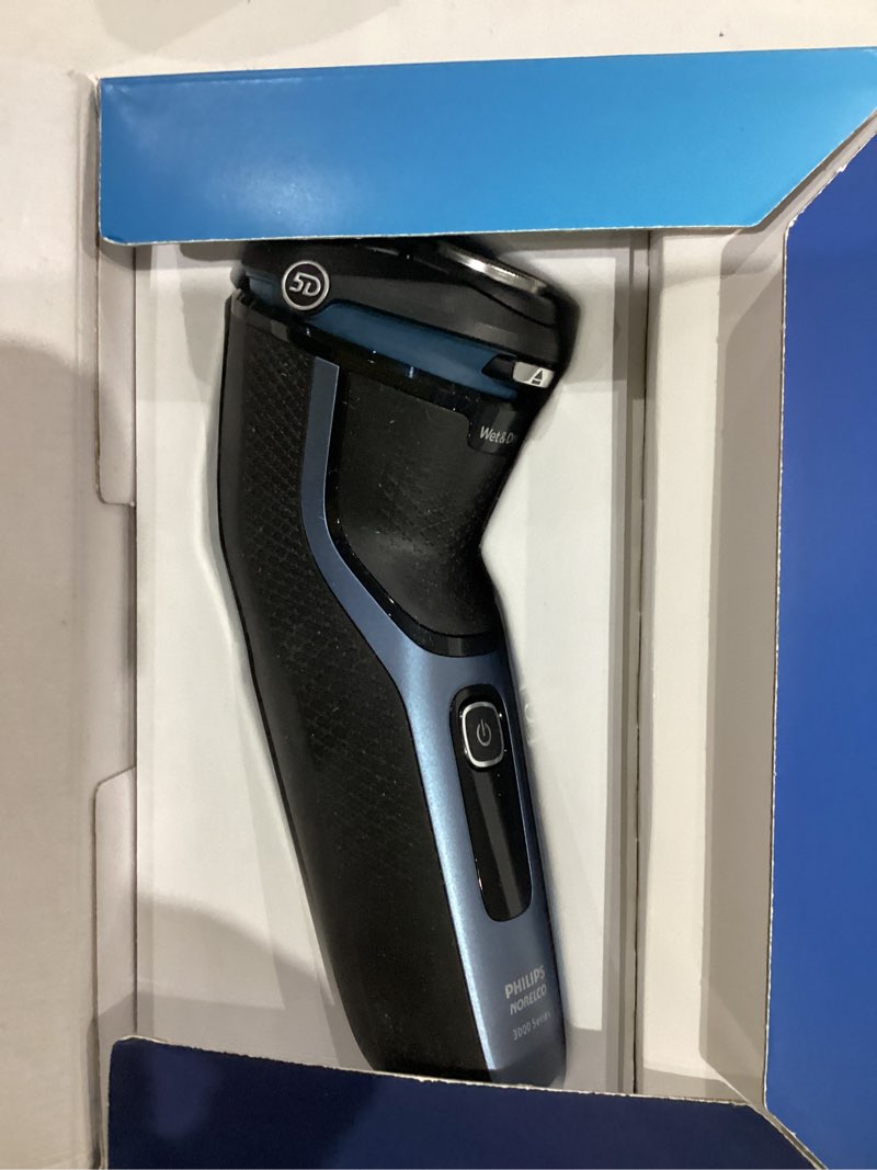 Condition photo showing New/Like New for Philips Norelco Shaver 3600 Series, Wet and Dry Electric Shaver, P-Cap, Travel Pouch, Storm Blue, Model S3243/91 Storm Blue Shaver Series 3000