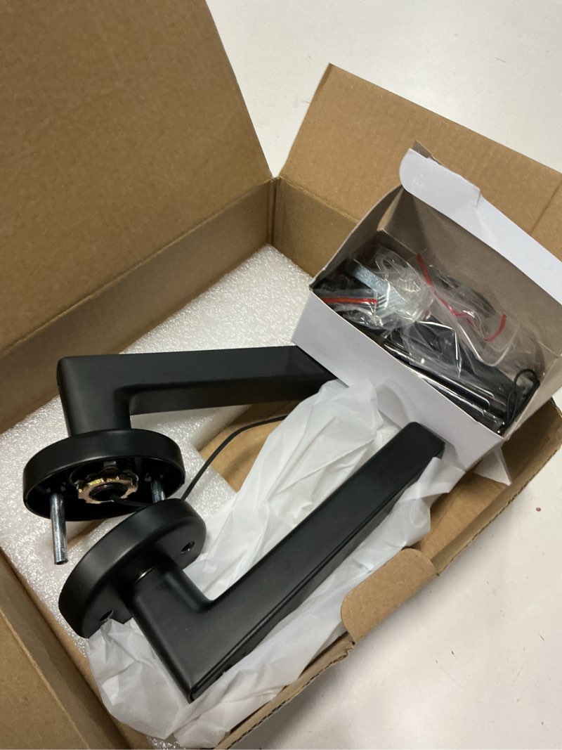 Condition photo showing Good Condition for msr x6 fingerprint door lock,6-in-1 smart fingerprint door knob,keypad keyless entry door lock with handle,app control,for bedroom home office apartment