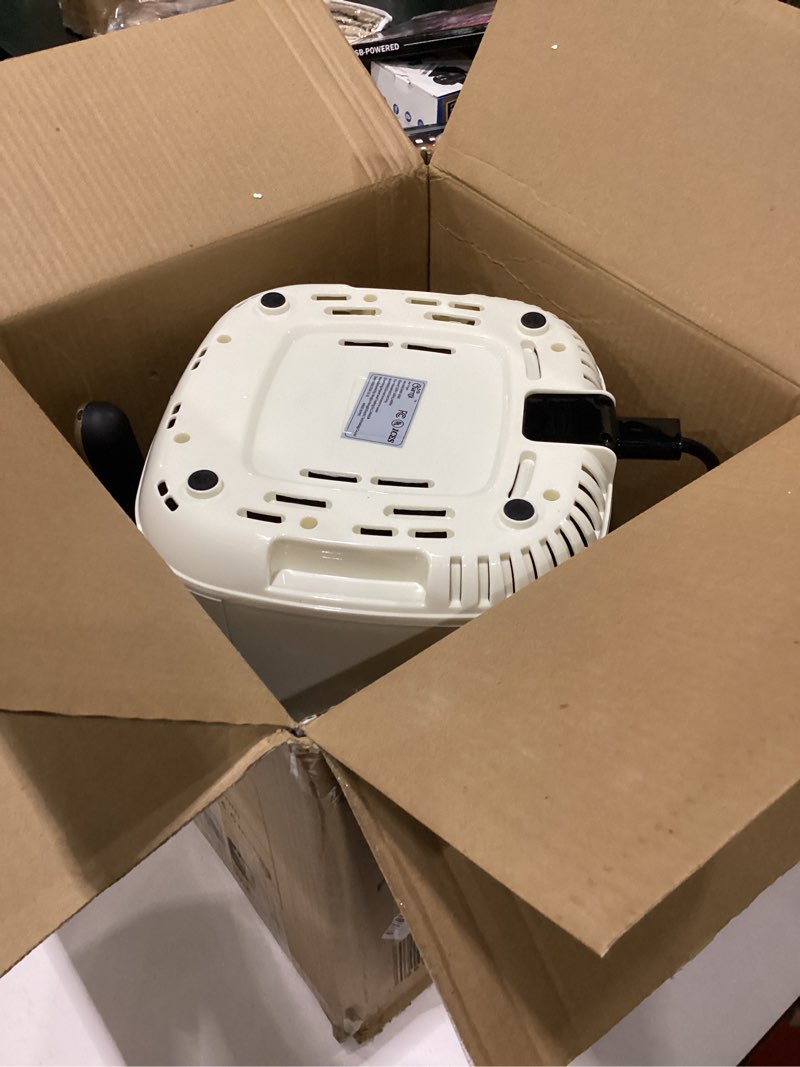 Condition photo showing Good Condition for charmi air fryer (sky blue)