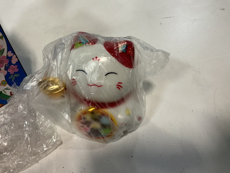 Condition photo showing New/Like New for  (Similar ) Pheyihe 5 Inch Ceramic Lucky Cat Coin Bank Statue,Maneki Neko Lucky Cat for Home Decor,Birthday Gift 2 pcs 