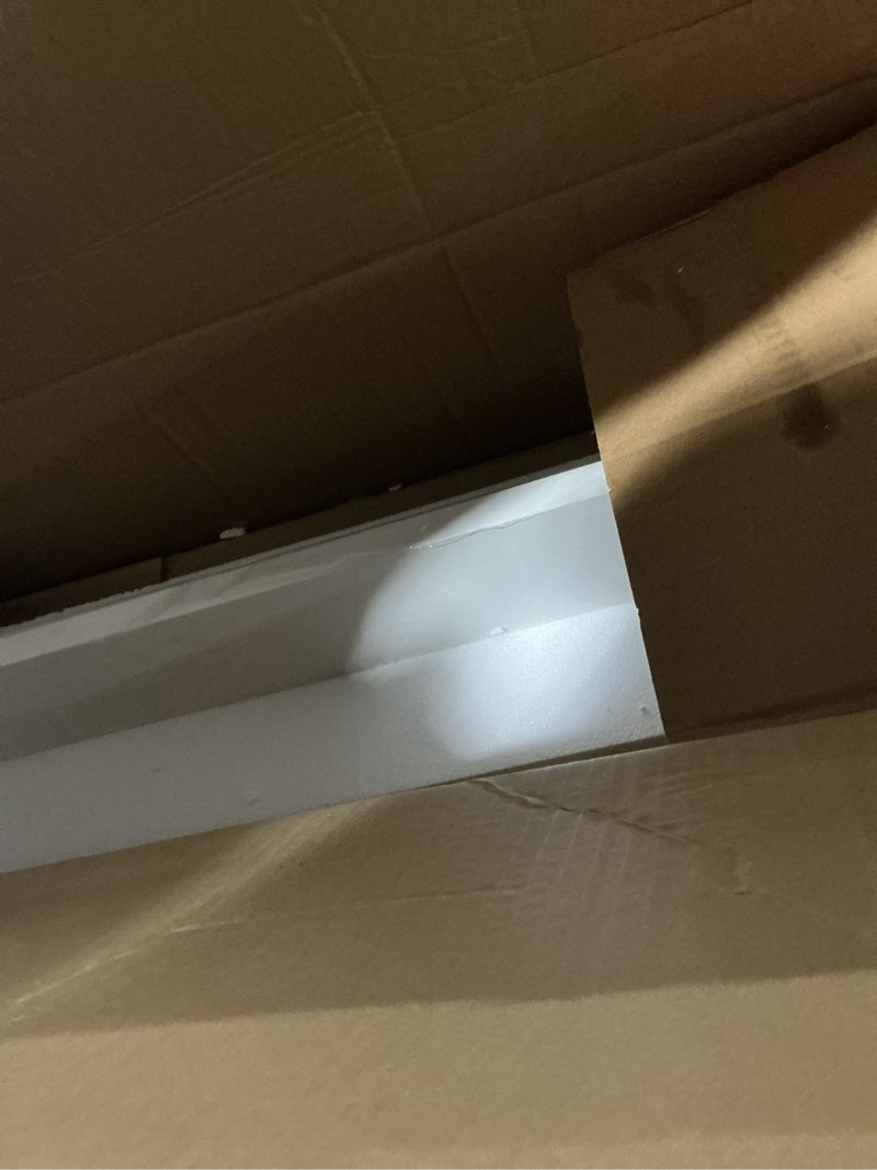 Condition photo showing Good Condition for localand 30 in. w x 4 in. h engineered stone backsplash for bathroom vanity sink top in ariston whit