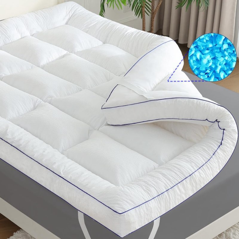 Queen Size Mattress Topper, Shredded Memory Foam Filling, 1800 GSM Mattress Pad Cover, Soft Bed Topp