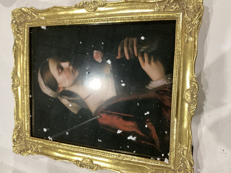 Condition photo showing Good Condition for saysmile vintage 11x14 picture frame gold, textured antique picture frames with embossed flower design, ornate frame for 11x14 photo, resin antique frames tabletop & wall hanging, home decor gold 11x14