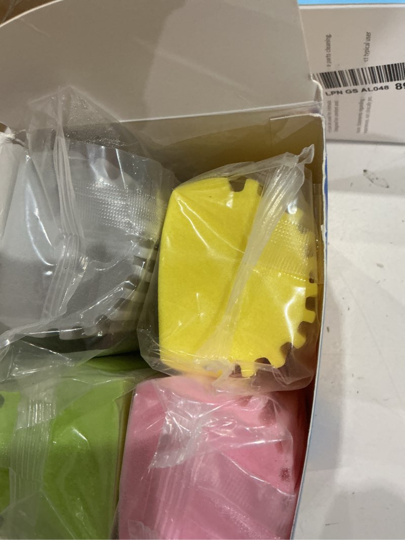 Condition photo showing Good Condition for cobete damp clean duster sponge,4pack magic sponge eraser,reusable damp dusting sponge household cleaning for blinds, glass, baseboards,radiators,window track grooves(multi color) multicolor