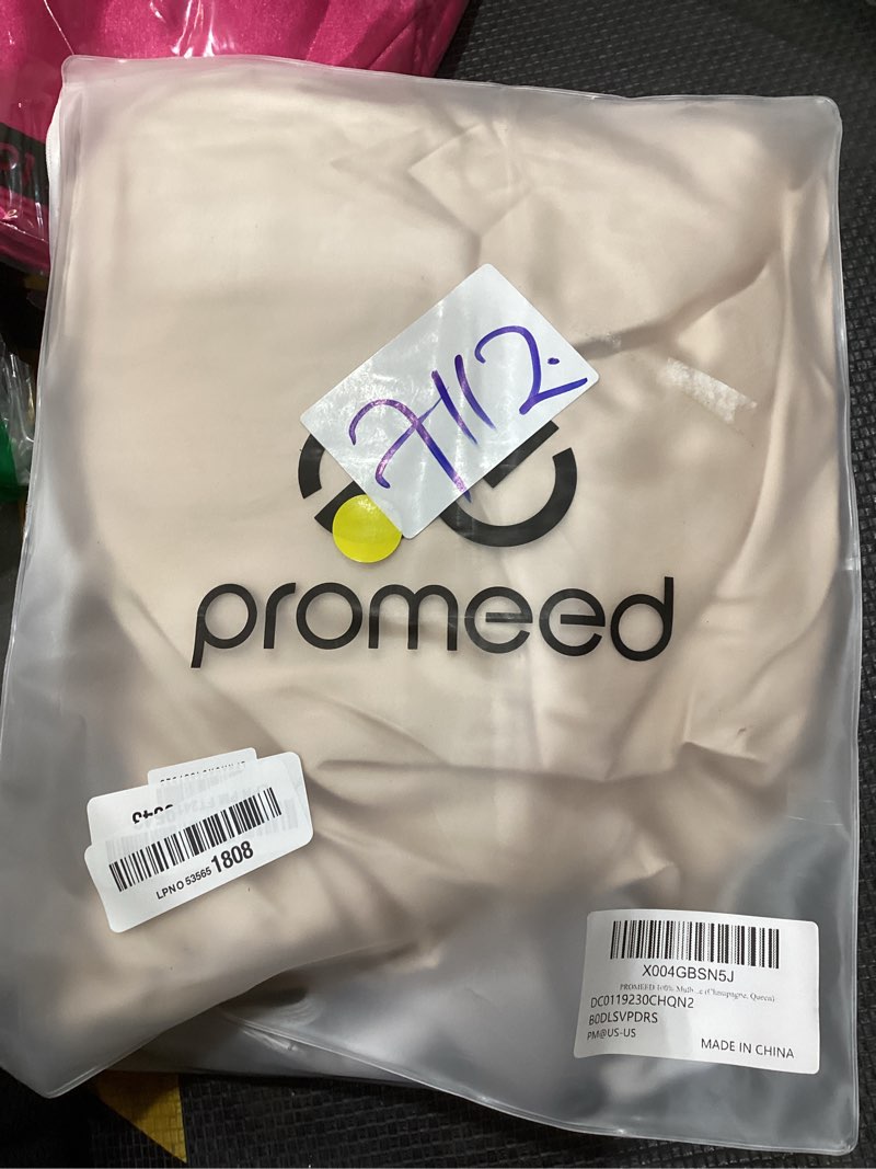 Condition photo showing Good Condition for promeed 100% mulberry silk duvet cover queen size, real grade 6a+ 23 momme silk quilt/comforter cover with zipper and coner tie (champagne, queen) beige queen