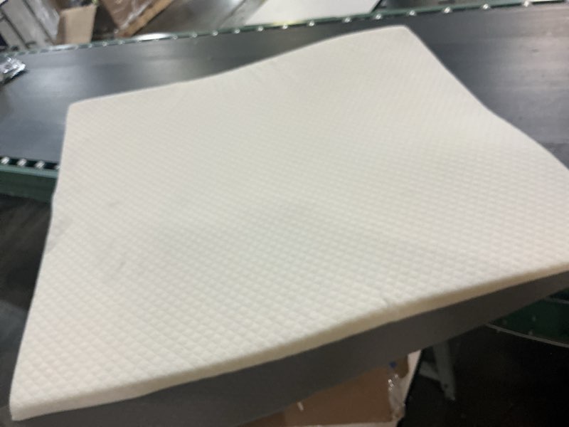 Condition photo showing Good Condition for kolbs bed wedge pillow for sleep apnea, fsa eligible acid reflux, and back pain relief, with chic jacquard cover - headboard wedges for sleeping (extra wide 7.5" height)