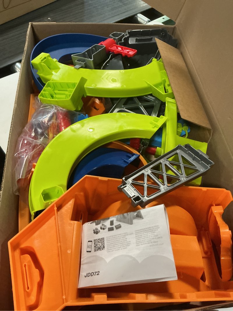 Condition photo showing Good Condition for Fisher-Price Little People Toddler Toy Hot Wheels Spiral Stunt Speedway Race Track Playset with 2 Cars for Pretend Play Kids Ages 18+ Months