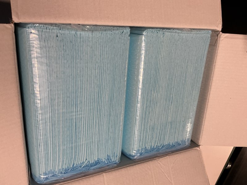 Condition photo showing Good Condition for 100 count 22” x 22” super absorbency disposable underpads, leakproof quick drying disposable pads for baby, puppy and adults, puppy pads, cat pee pads for dogs, potty puppy training pads