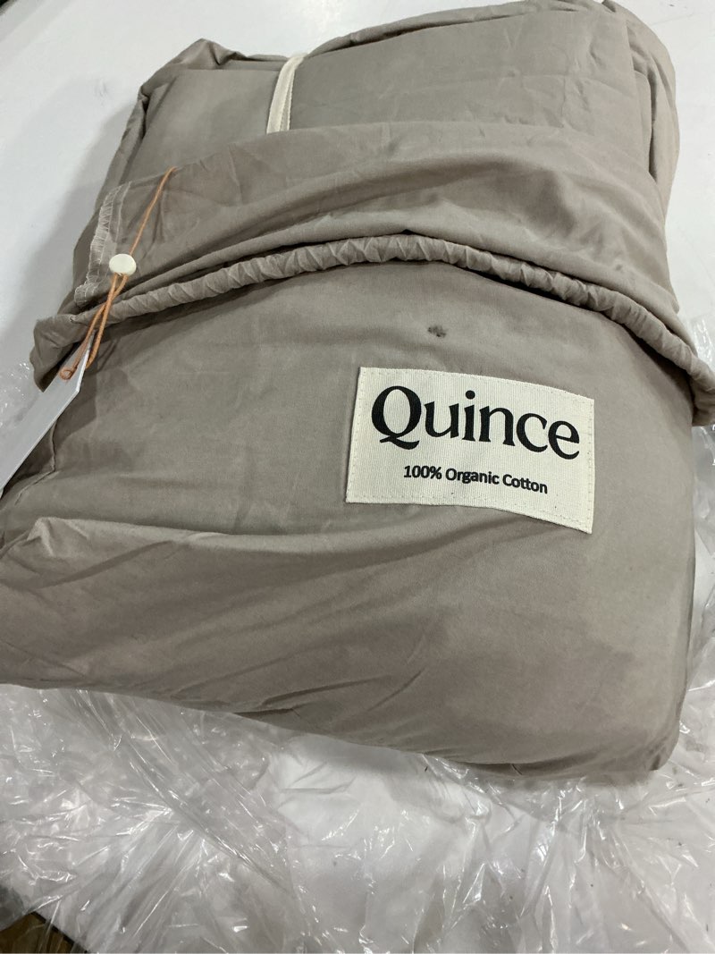 Condition photo showing New/Like New for organic crisp percale sheet set, queen, dove