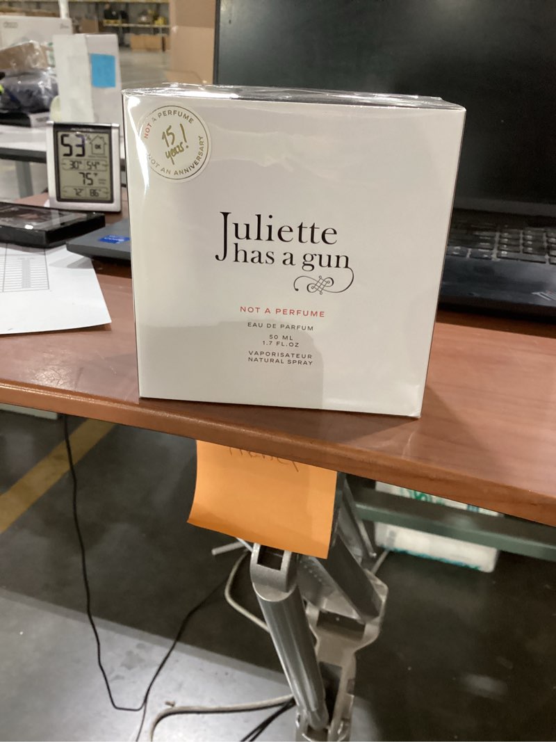 Condition photo showing New/Like New for juliette has a gun not a perfume eau de parfum – cetalox perfume – woody, musky & ambery fragrance 1.7 fl oz (pack of 1)