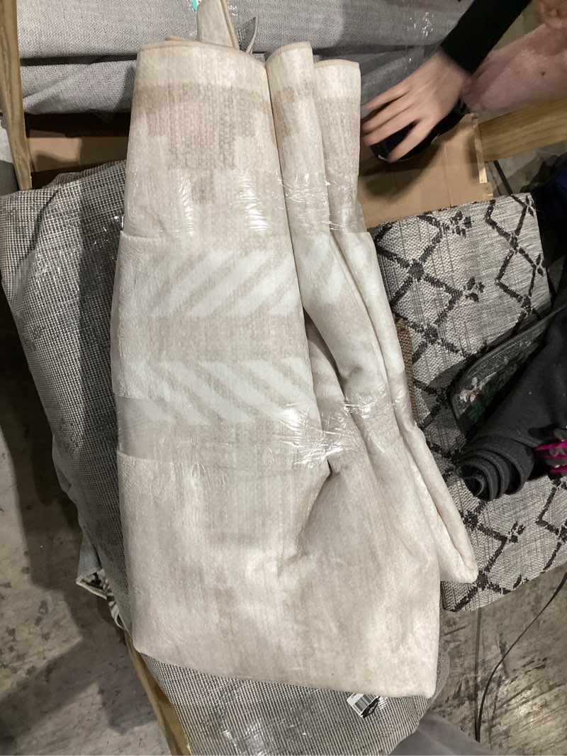 Condition photo showing Good Condition for garvee modern solid area rug 5x7 washable living room rugs with non slip backing, non-shedding stain-resistant bordered throw carpet, neutral foldable floor rugs for bedroom dining table,ivory white ivory white 5' x 7' (rectangular)