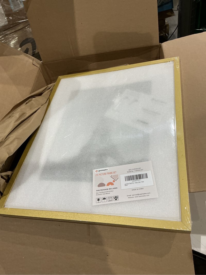Condition photo showing Good Condition for upsimples 16x20 picture frame, display pictures 11x14 with mat or 16 x 20 without, wall hanging poster frame, gold, 1 pack gold 16x20