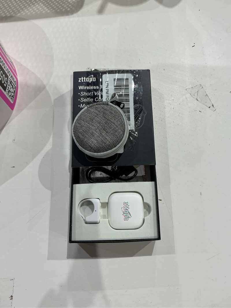 Condition photo showing Good Condition for tiktok scrolling ring, tik tok bluetooth remote control, kindle app page turner with carrying case, camera photo clicker for iphone, ipad, ios, android-white