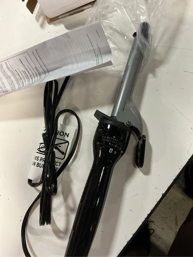 Condition photo showing Good Condition for revlon perfect heat 3/4" triple ceramic curling iron, black